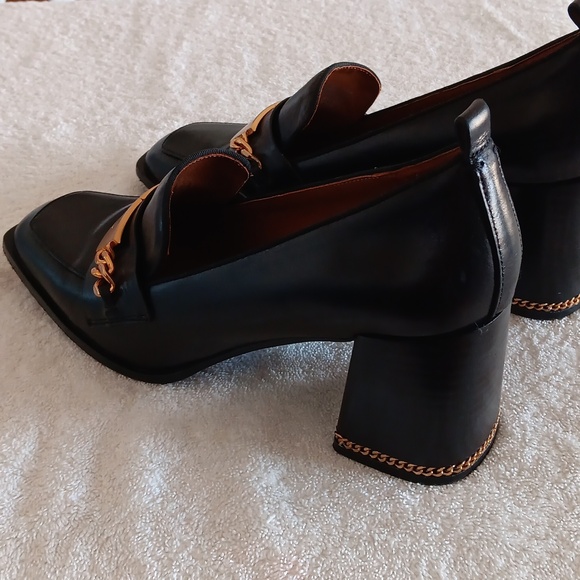 Tory Burch Leather Heeled Loafers - Picture 6 of 16